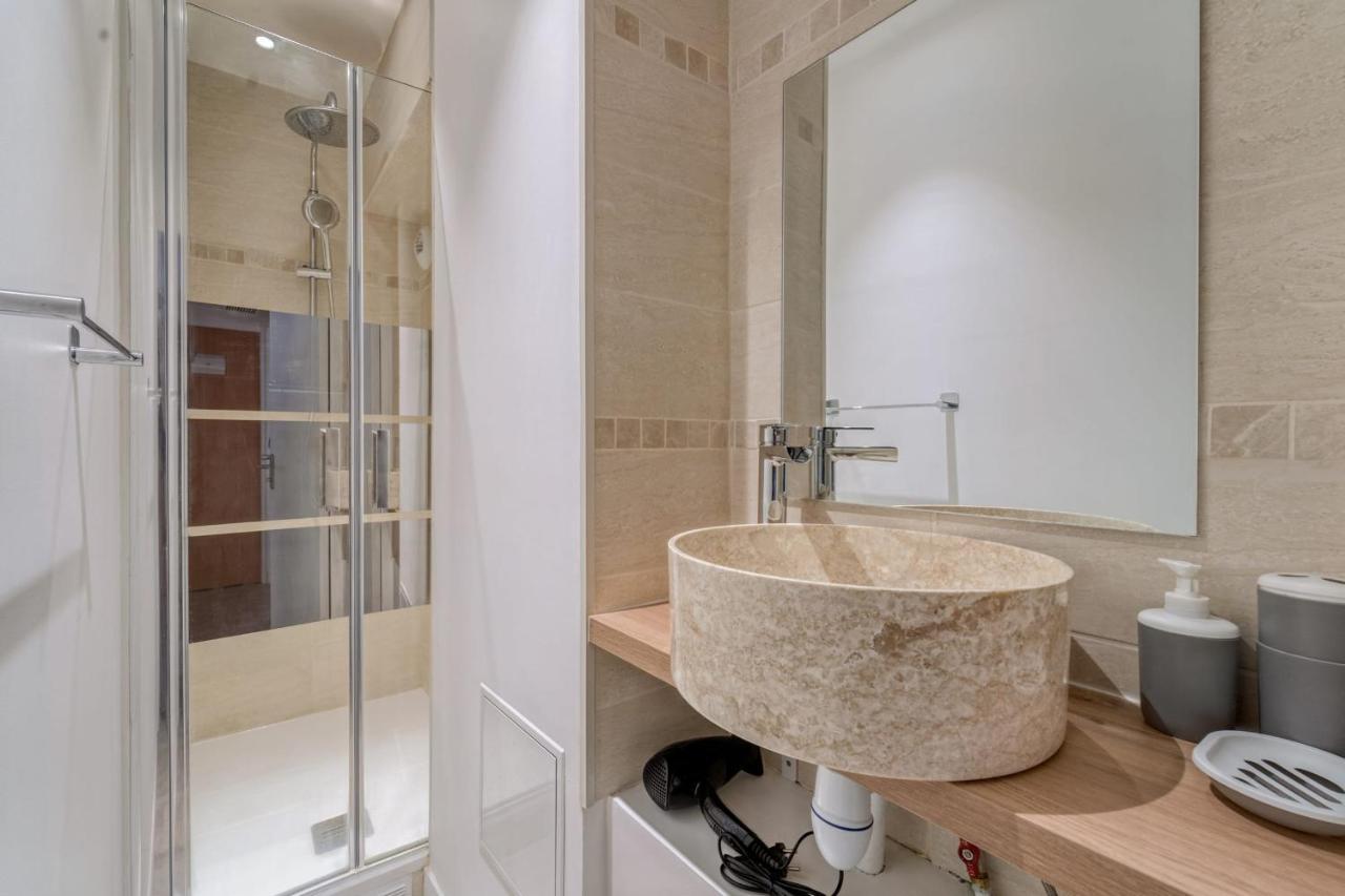 Beautiful Apartement With 2 Bedrooms In Paris Centre Экстерьер фото